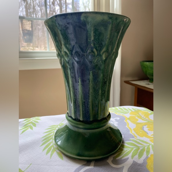 Mccoy Other - McCoy flower vase